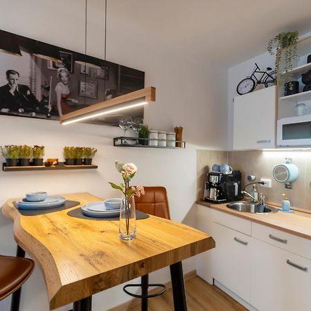 Premium Apartment Inspiriert Von Marilyn Monroe-Bremen City Center エクステリア 写真